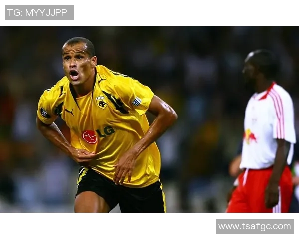 全球足球界的十位传奇明星与他们的辉煌成就解析