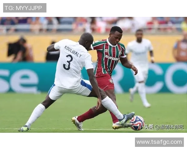 巴利足球明星盘点及其在足球界的影响力与成就分析 巴利足球明星盘点及其在足球界的影响力与成就分析