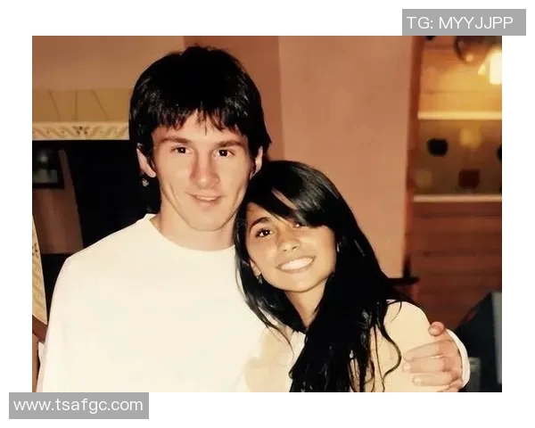 足球明星妻子佩戴的戒指款式与寓意揭秘让你了解她们的爱情故事