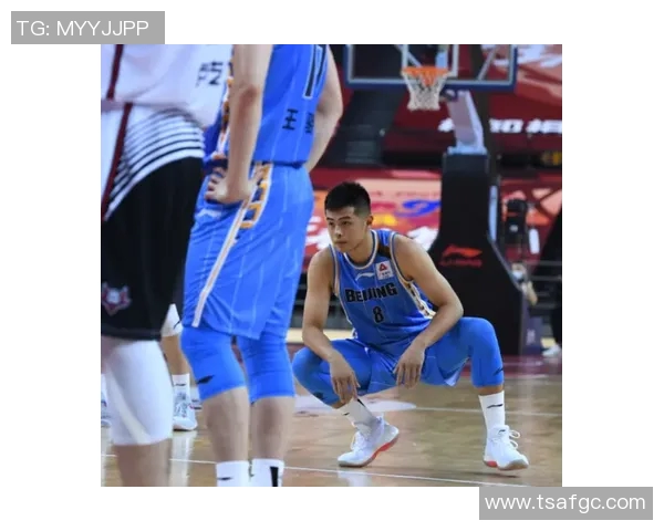 方硕在篮球赛场的崛起与挑战解析:从新星到领军人物的成长之路 方硕在篮球赛场的崛起与挑战解析:从新星到领军人物的成长之路